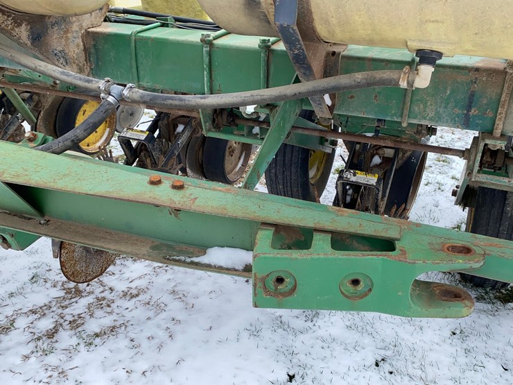 john-deere-7000-image-49
