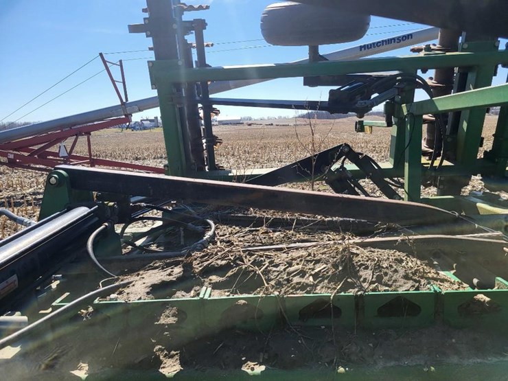 great-plains-2200tt-image-23