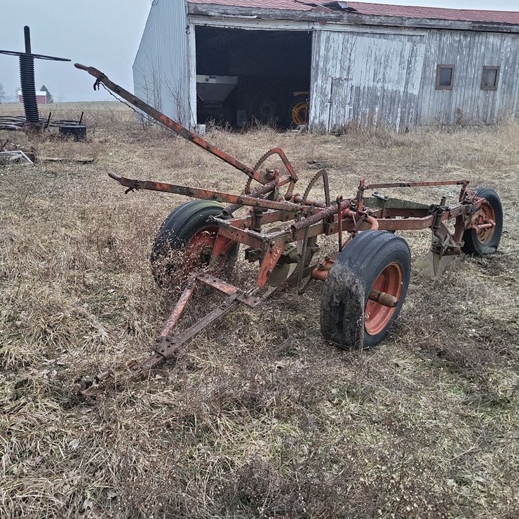 Cockshutt 3 Bottom Pull Type Moldboard Plow