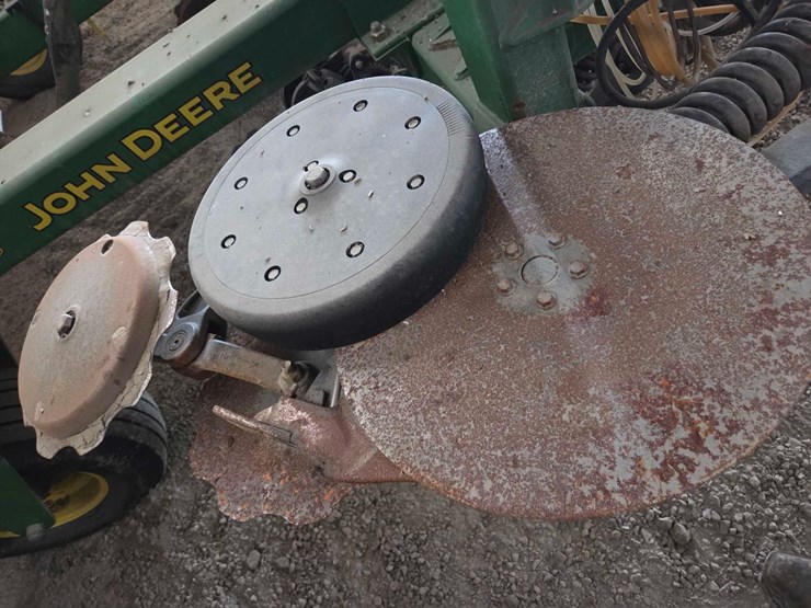 john-deere-2510l-image-5