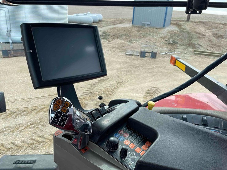 case-ih-magnum-340-image-19