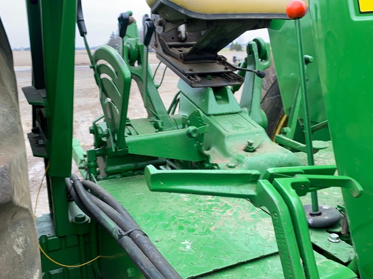 john-deere-2940-image-21