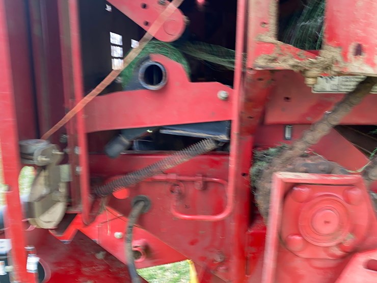 new-holland-br7060-image-26