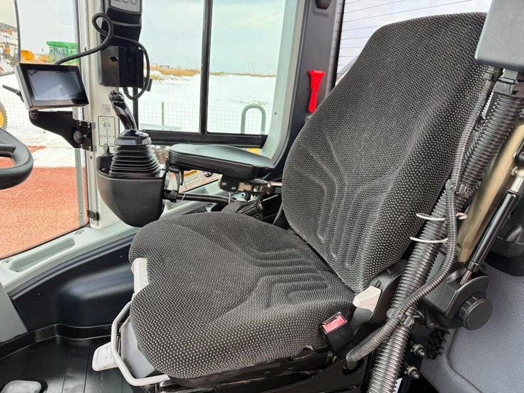 liebherr-l566-image-55