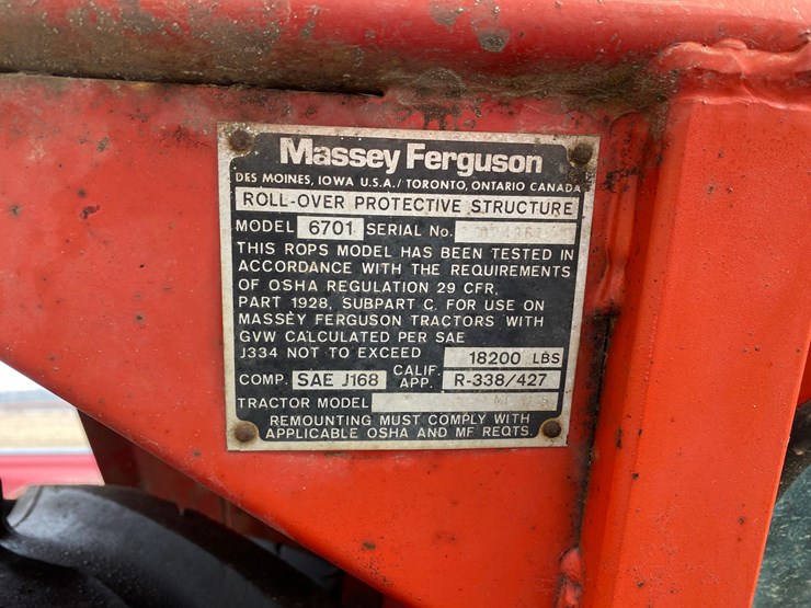massey-ferguson-1135-image-54