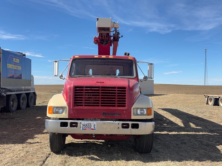 1999-international-9200-image-2