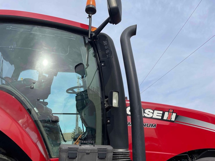 case-ih-magnum-340-image-56