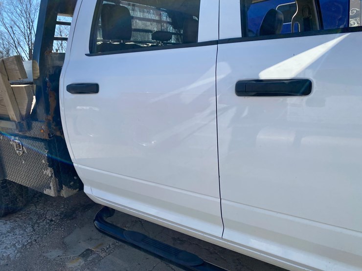 2018-dodge-2500-image-9