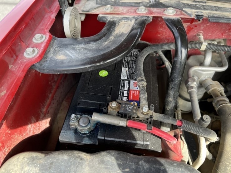 2011-chevrolet-silverado-2500-image-30