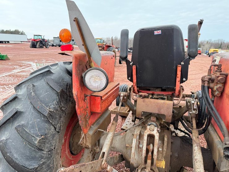 massey-ferguson-165-image-20