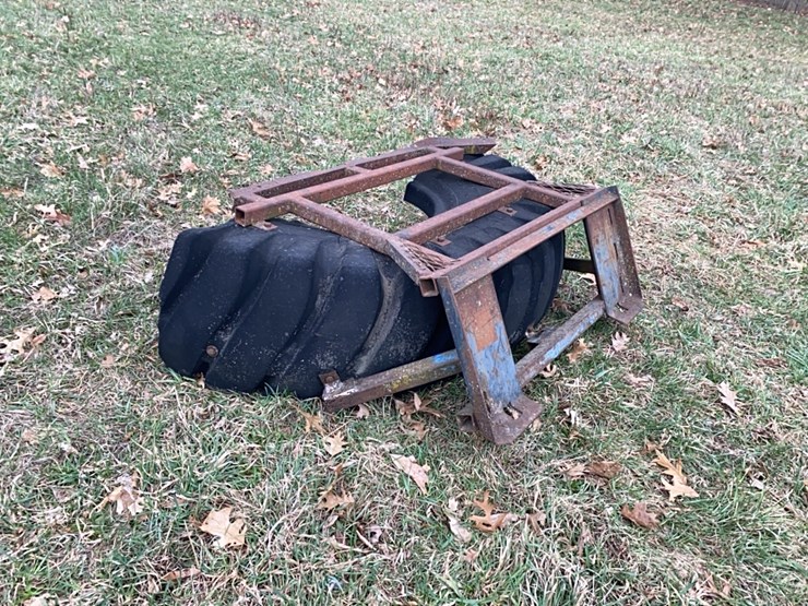 rubber-tire-scraper-image-1