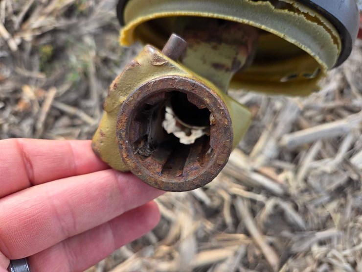 new-holland-163-image-10