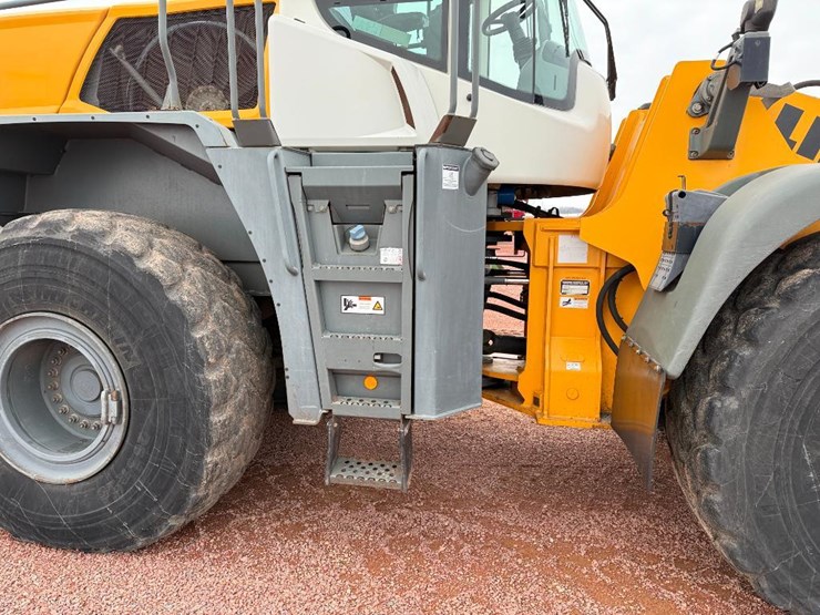 liebherr-l566-image-15