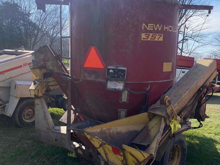 new-holland-357-image-4