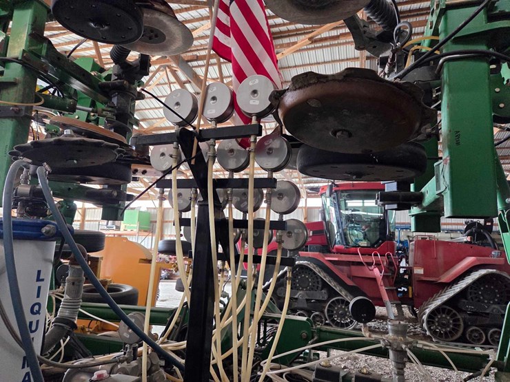 john-deere-2510l-image-21