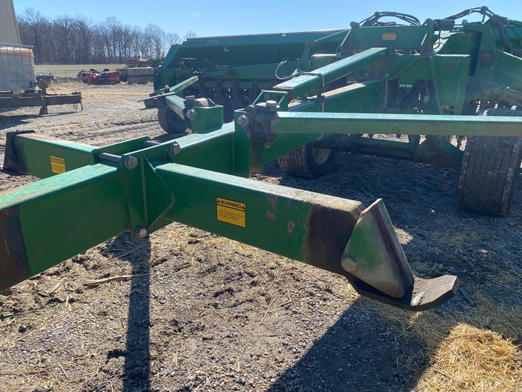 great-plains-solid-stand-30-image-33