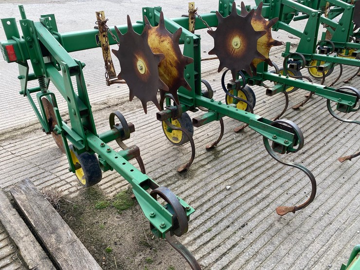 john-deere-825-image-9