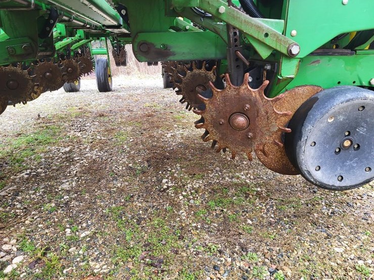 2010-john-deere-1770nt-image-20