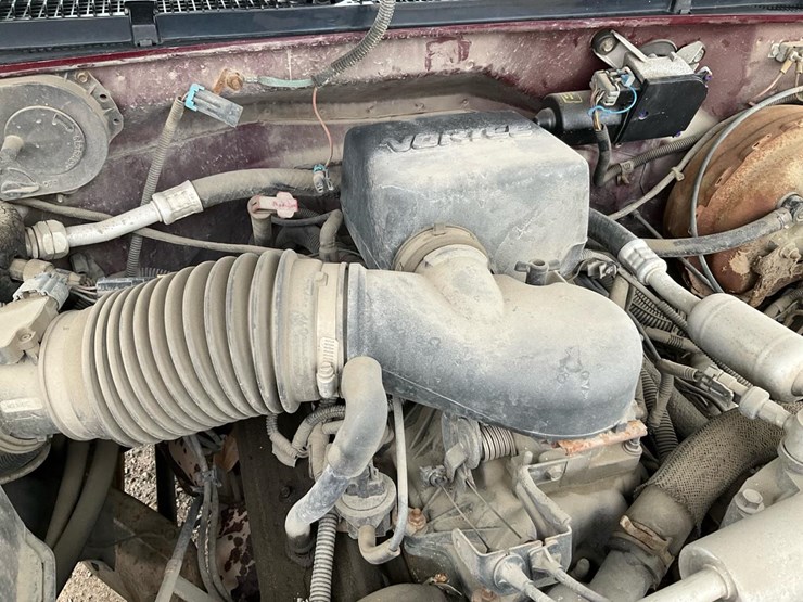 1996-chevrolet-k2500-image-46