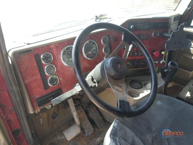 2003-international-9200i-image-14