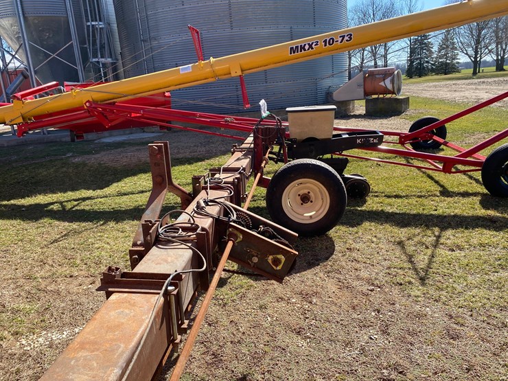 3pt-tool-bar-male-seed-corn-planter-image-12