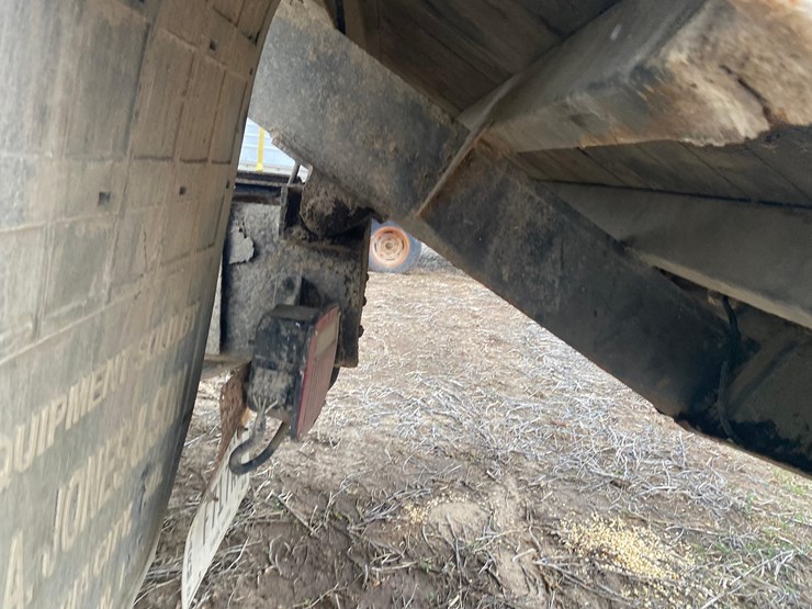 1998-case-ih-4900-image-28