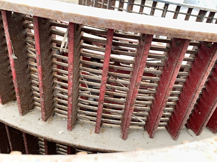 case-ih-2388-combine-concaves-image-6