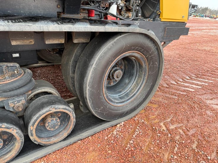 challenger-75-image-19