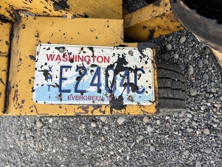 2013-bear-cat-bk250-towable-asphalt-crack-sealer-image-8