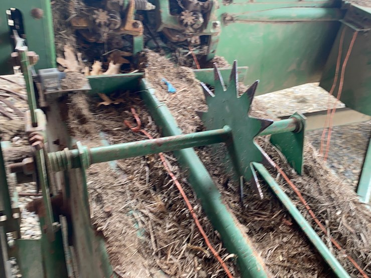 john-deere-337-image-15