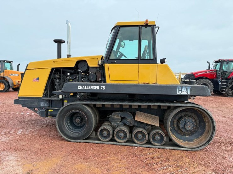 challenger-75-image-6