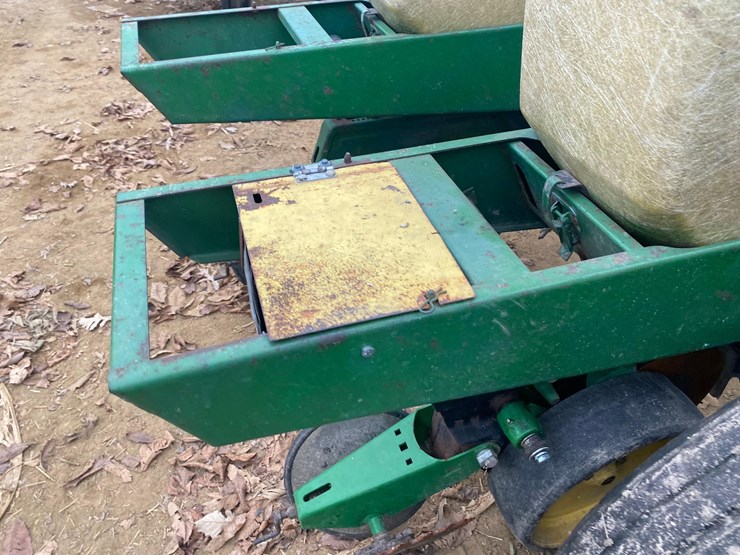 john-deere-7000-image-12