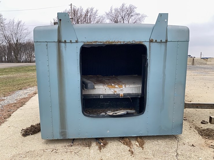 kenworth-double-bunk-sleeper---60"-image-6