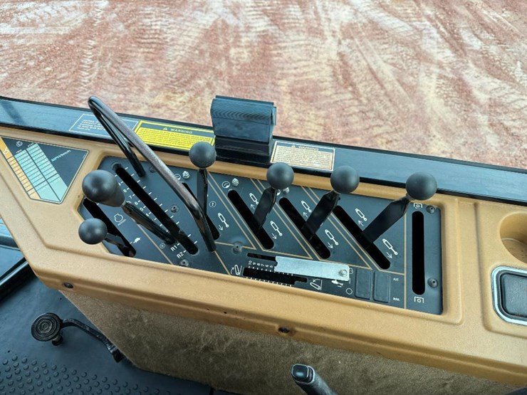 challenger-75-image-45