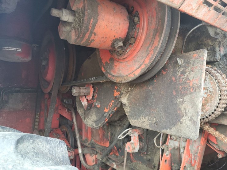 massey-ferguson-750-image-56