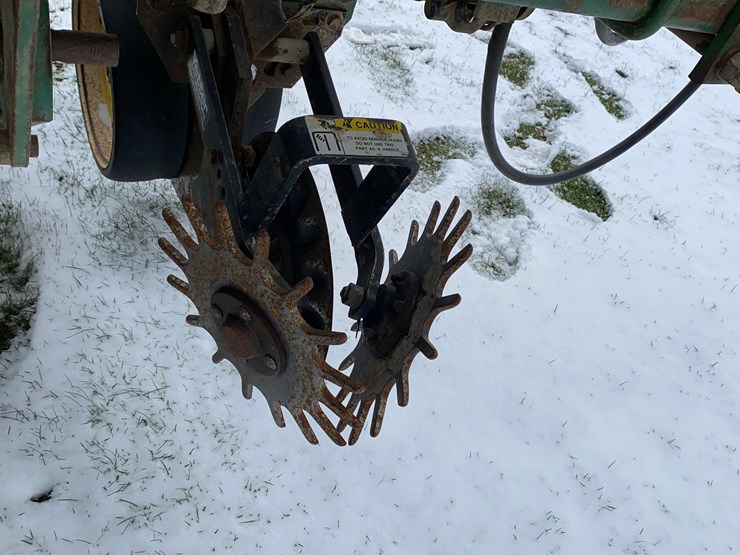 john-deere-7000-image-46