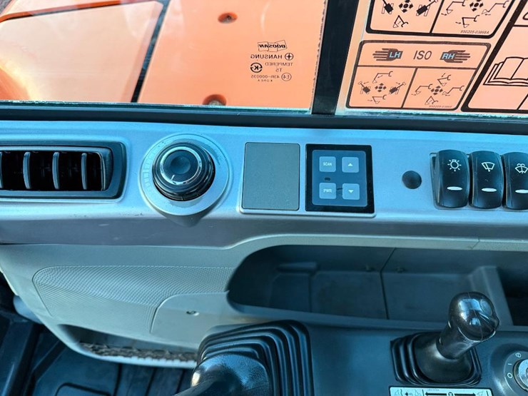 doosan-dx85r-3-image-53