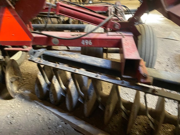 international-490-image-4