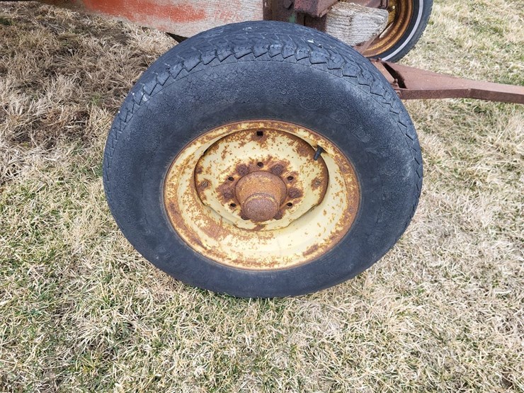 hopper-wagon-w/john-deere-running-gear-image-28