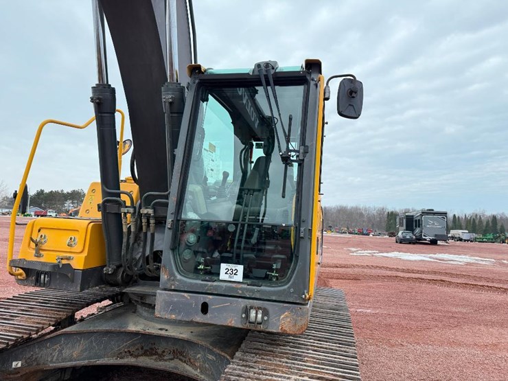 volvo-ec220dl-image-27