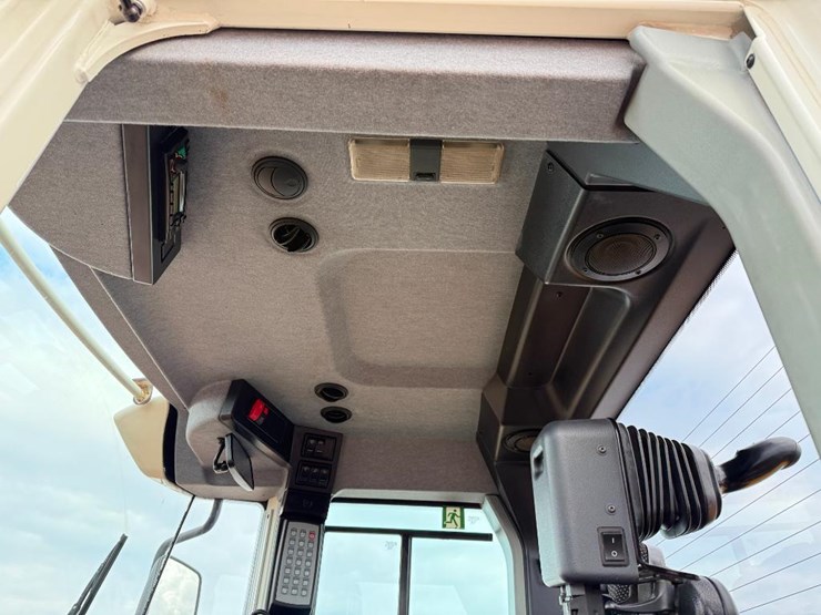 liebherr-l566-image-54