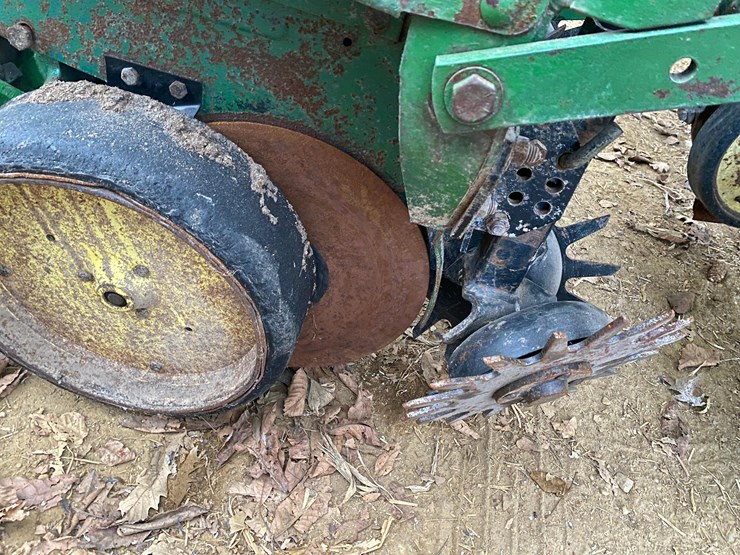 john-deere-7000-image-7