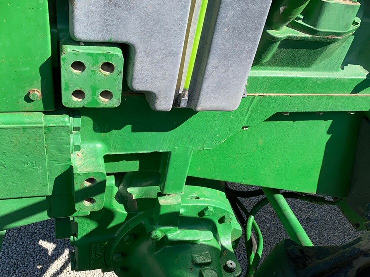 1998-john-deere-8300-image-44