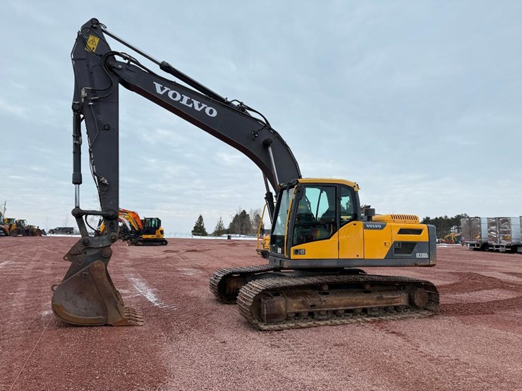volvo-ec220dl-image-1
