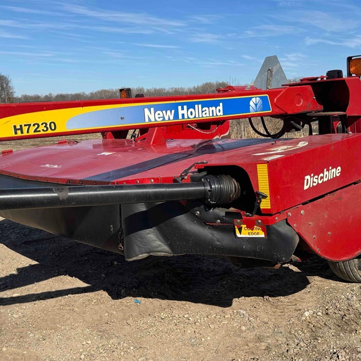 2012 NEW HOLLAND H7230 Discbine, rubber conditioners, 10’4” cut, 540 pto,  *YBN091009* - FIELD READY