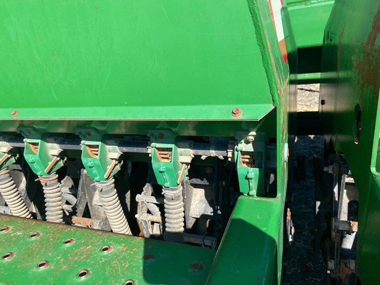 great-plains-solid-stand-30-image-71