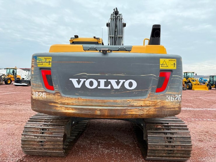 volvo-ec220dl-image-23