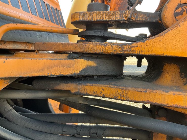 1982-case-580d-image-32