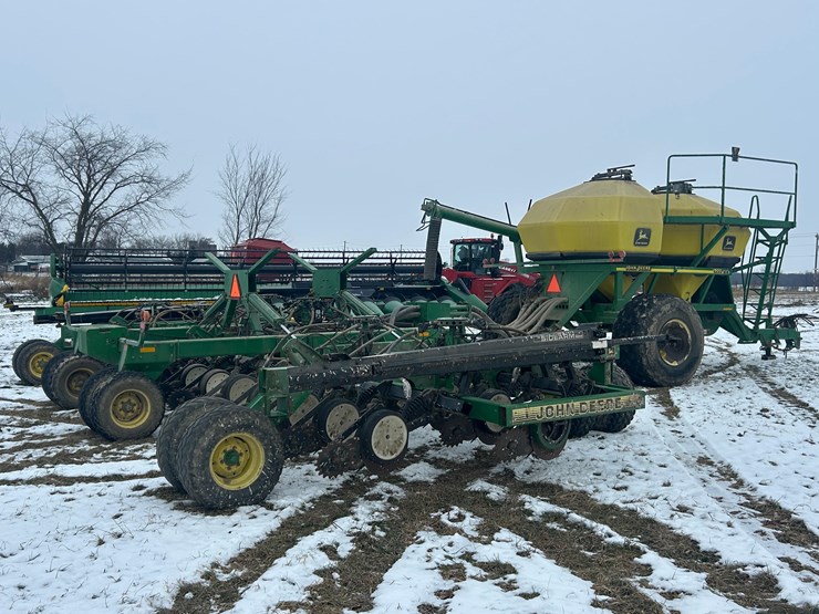 john-deere-1900-image-2