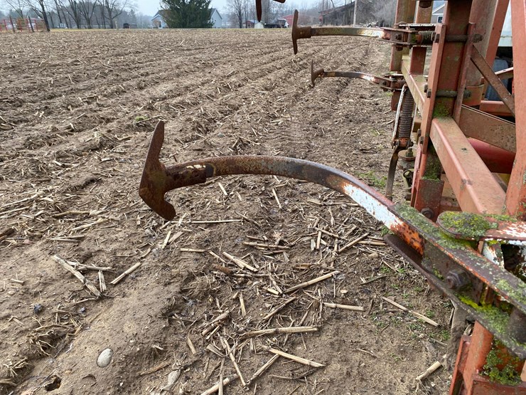 wil-rich-1422--field-cultivator-image-21